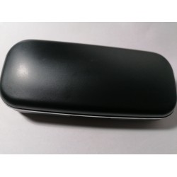 Toc clasic negru